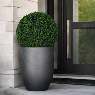 Low-Maintenance Outdoor Decor: Why Topiary Balls Are Trending