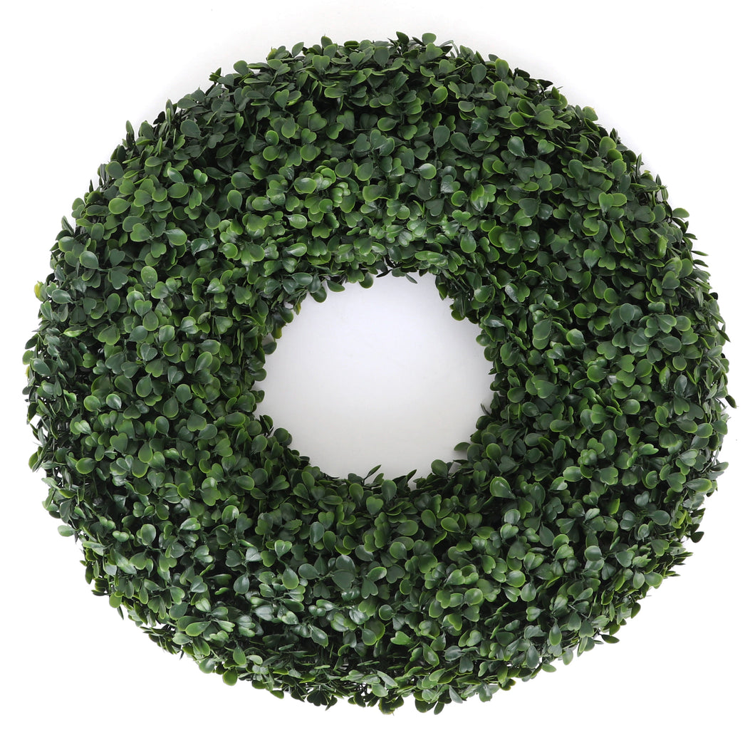 Boxwood Wreath - Medium